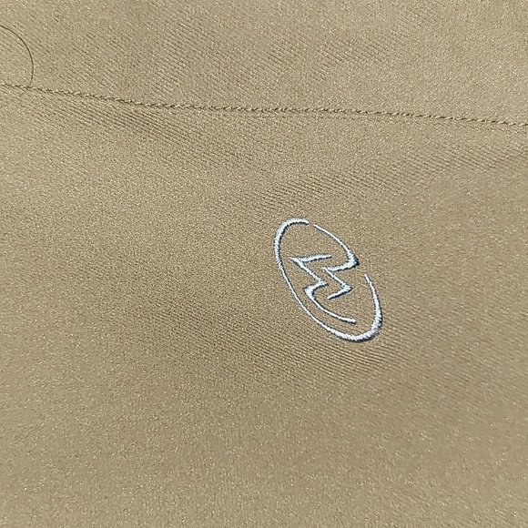 Cloudveil. Premium women's pants.  Cargo-style. Like-new.  Size 10 - Picture 8 of 16